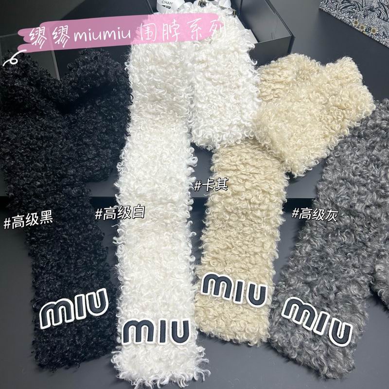 Miumiu scarf dx07